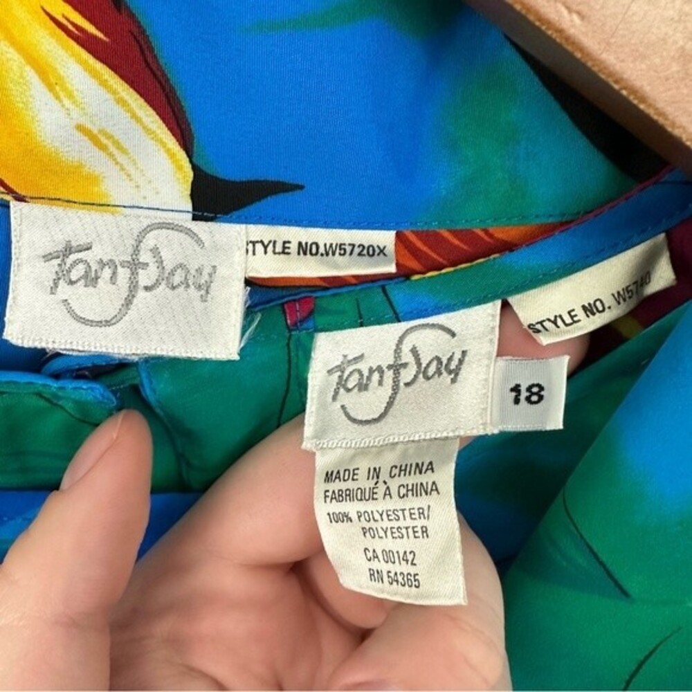 TanJay Two Piece Set Floral Short Sleeve & Button-Up Size 18 Hawaiian Vacation - Picture 11 of 12